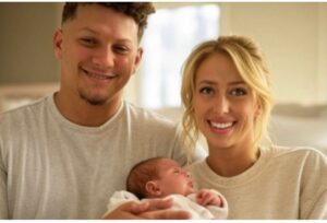 JUST IN: ‘Golden Raye Shines Bright’— Patrick Mahomes and Brittany Mahomes Reveal Their Third Child in a Loving Family Snapshot