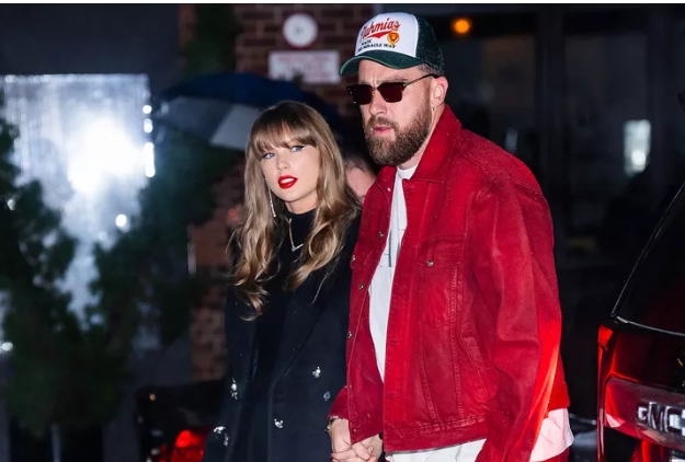 Taylor Swift Dazzles in $36,000 Earrings and Embellished Coat for Night Out in N.Y.C. With Travis Kelce